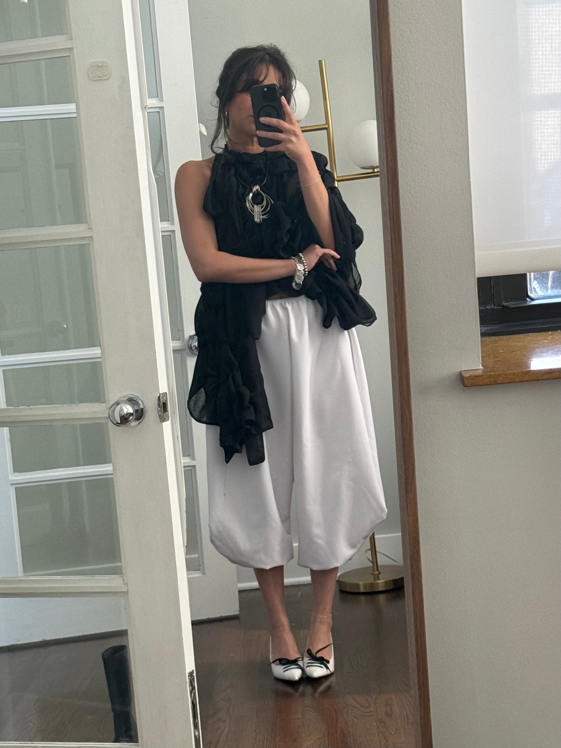 White Balloon Capri Pant
