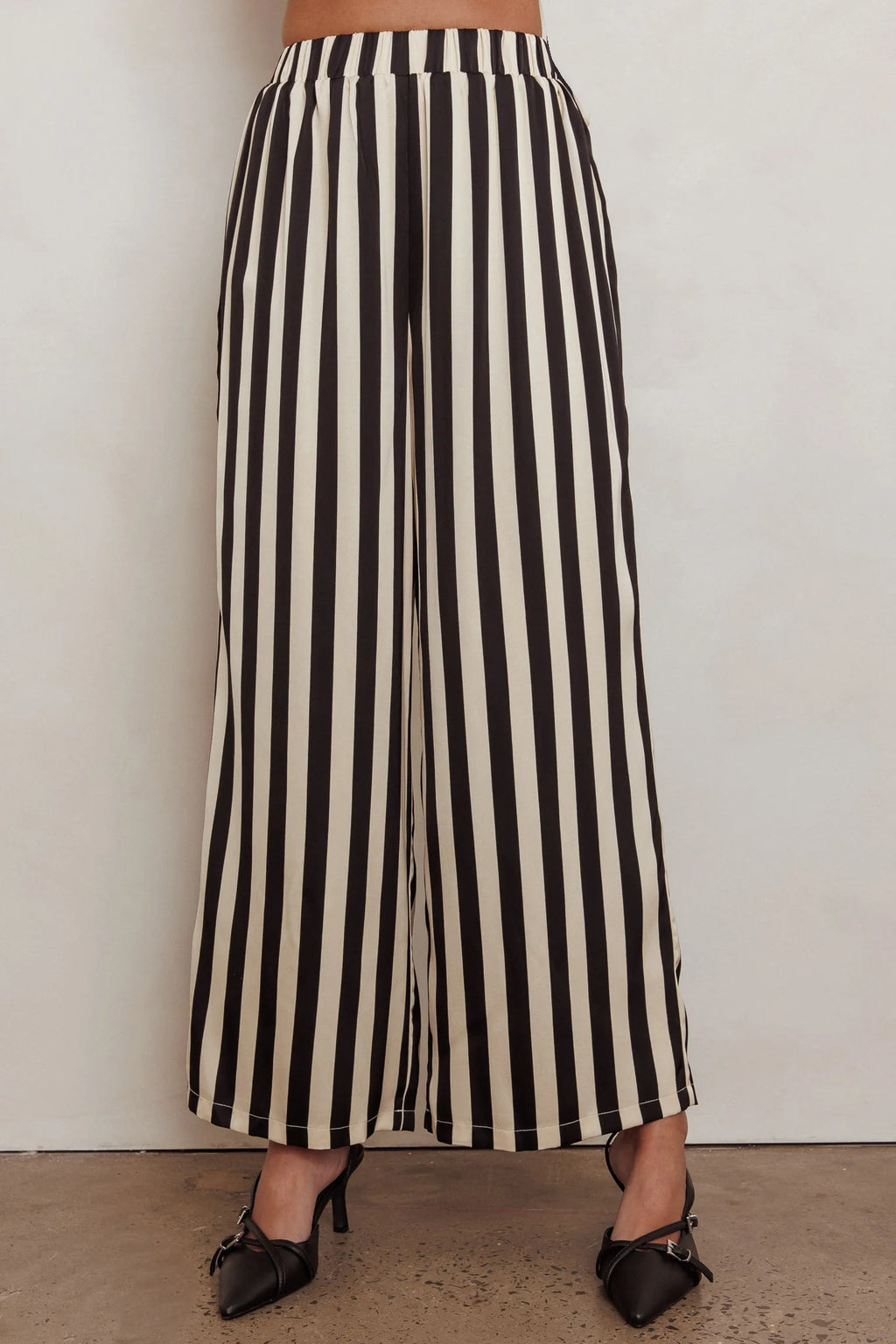 Lee Set | Two Piece Galore Striped Top and Pants Set