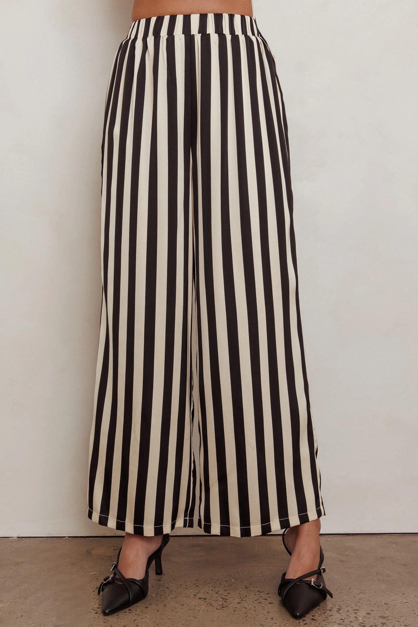 Lee Set | Two Piece Galore Striped Top and Pants Set