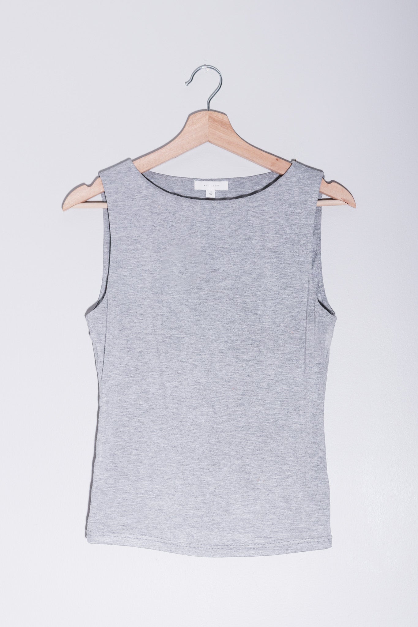 Kaia Tank | Seamless Boat Neck Sleeveless Top - Garms